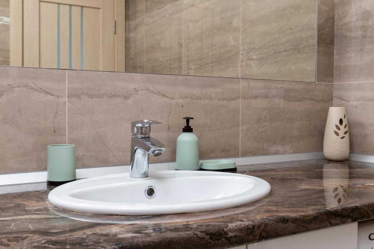 Vip Apartment C Панорамой Моря, Жк Новый Берег Odessa Dış mekan fotoğraf