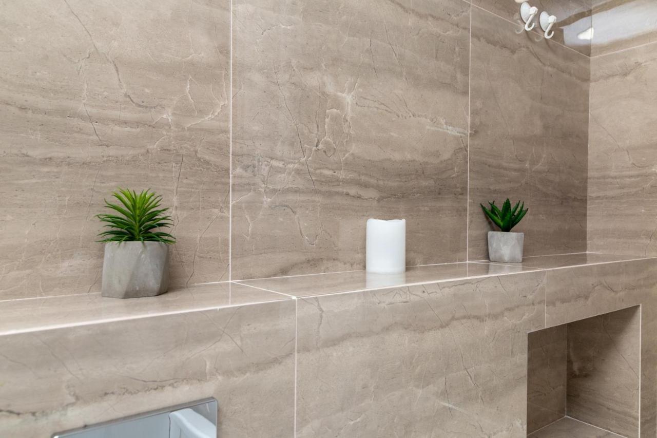 Vip Apartment C Панорамой Моря, Жк Новый Берег Odessa Dış mekan fotoğraf